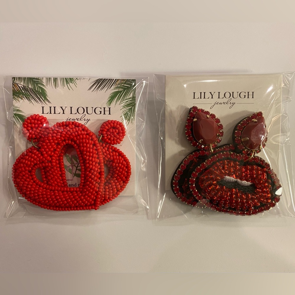 NWT 💘VALENTINE’S DAY💘 *LILY LOUGH* Beaded Earrings…❤️HEARTS•LIPS💋…Post•Set of 2